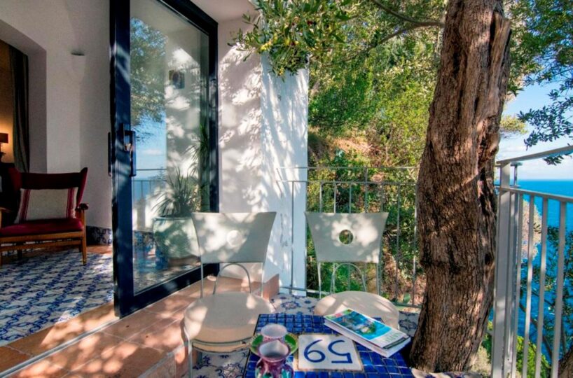 Maiori villa dependance with bedrooms and toilet 1