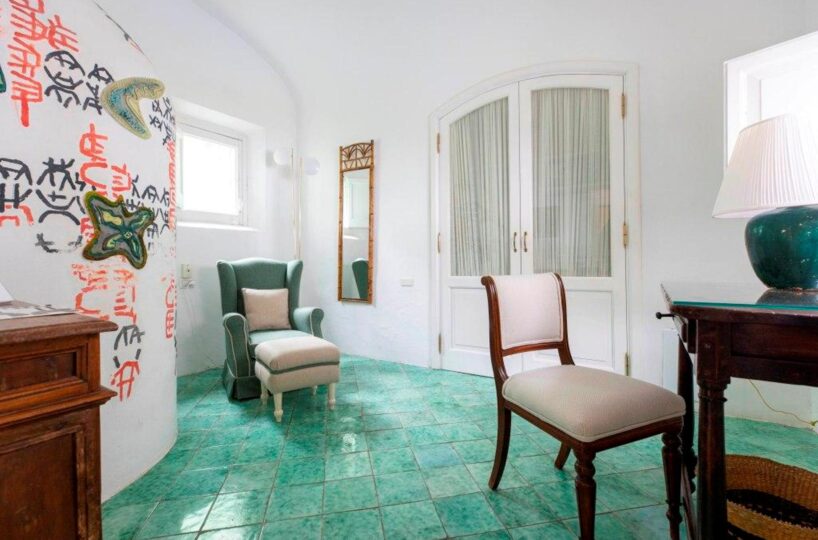 Maiori villa dependance with bedrooms and toilet 11
