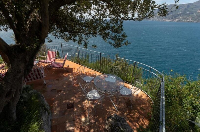 Maiori villa rentals with pool loutside area