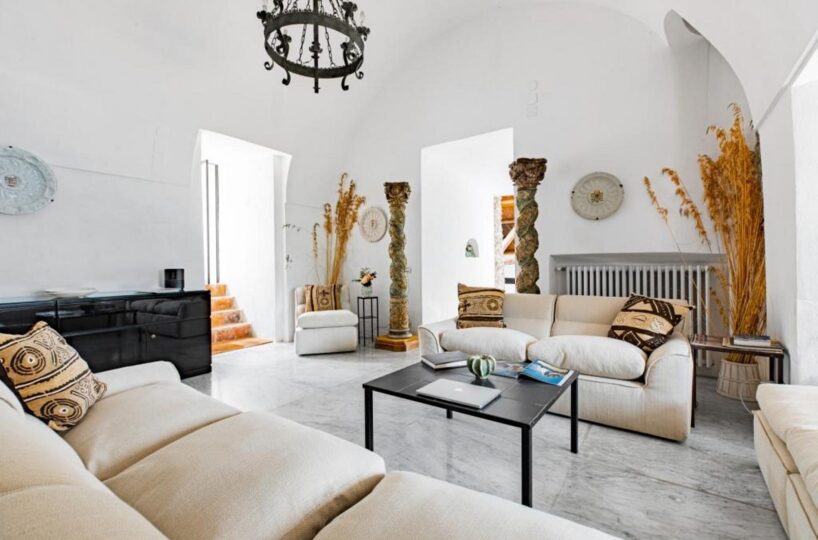 Maiori villa rentals with pool lower living room 1
