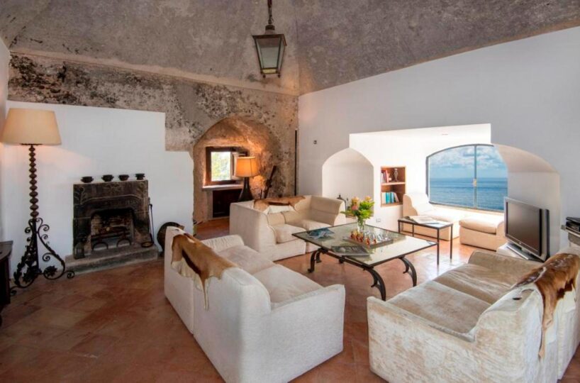 Maiori villa rentals with pool upper living room 2