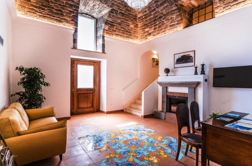 Massa Lubrense Villa with pool 5 bedrooms and 10 sleeps. 30