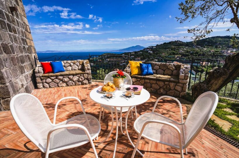 Massa Lubrense Villa with pool 5 bedrooms and 10 sleeps. 46