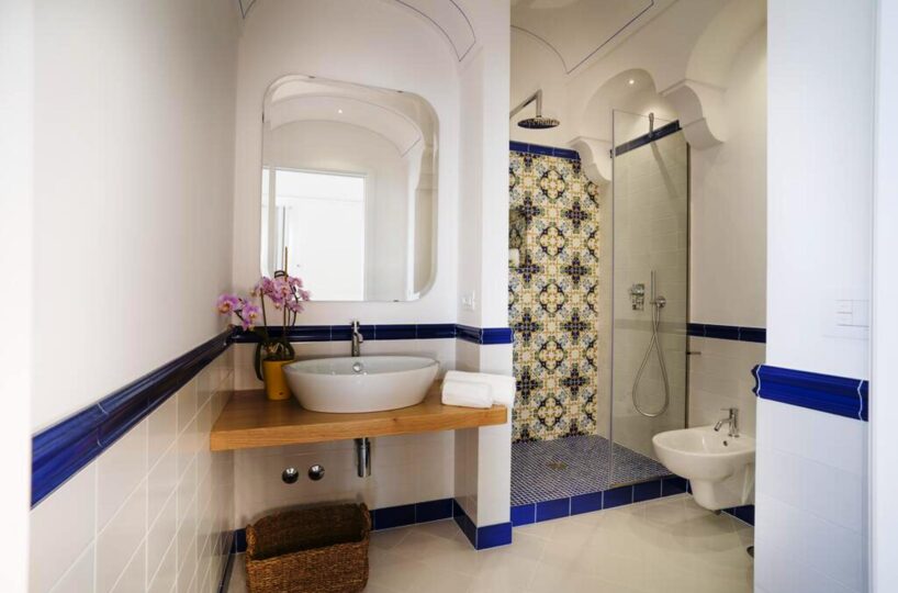 Massa Lubrense Villa with pool 5 bedrooms and 10 sleeps. 6