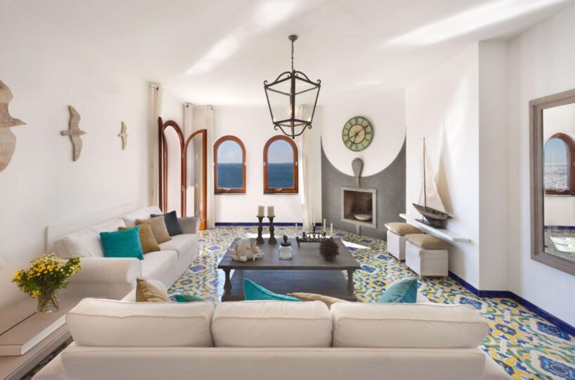 Massa Lubrense villa rentals living room inside