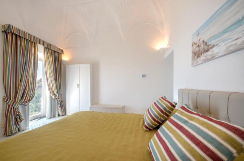 Positano villa bedroom 2