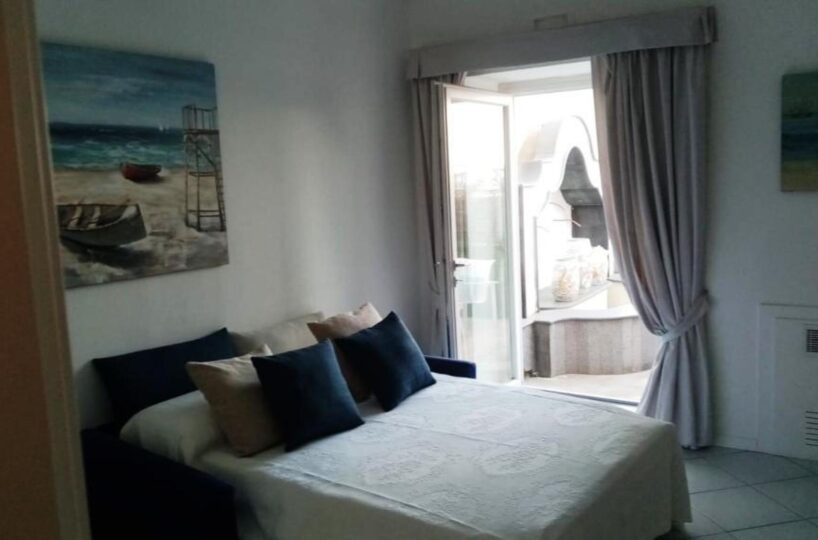 Positano villa bedroom 3