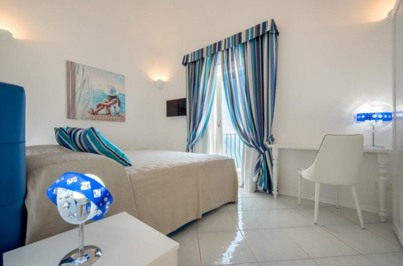 Positano villa bedroom