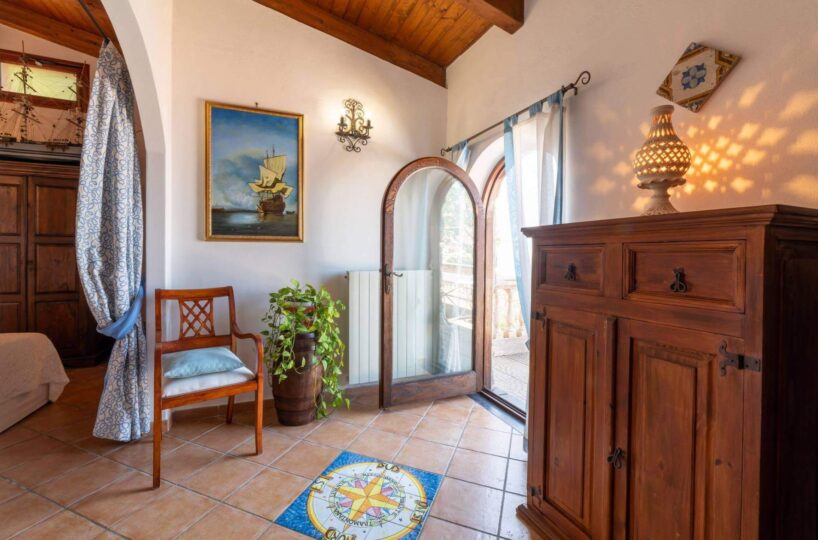 Positano villa with private swimming pool and 6 bedrooms for rent 1 1