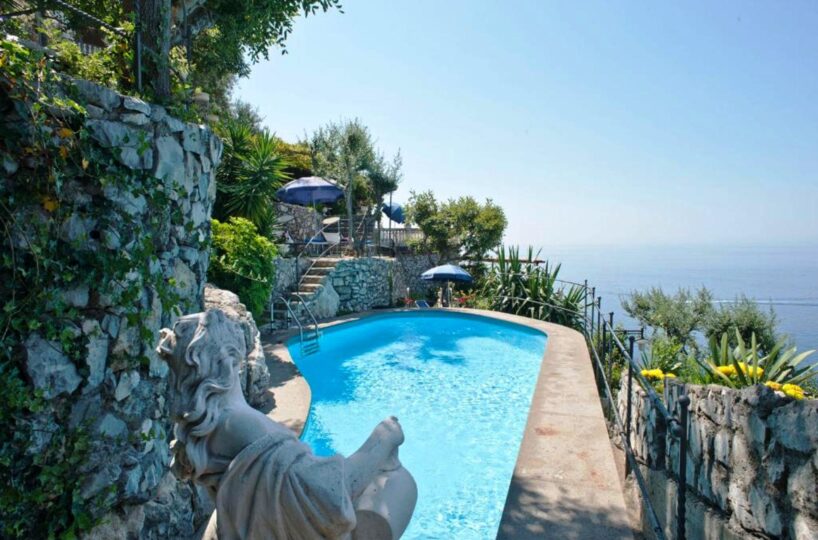 Positano villa with private swimming pool and 6 bedrooms for rent swimming pool