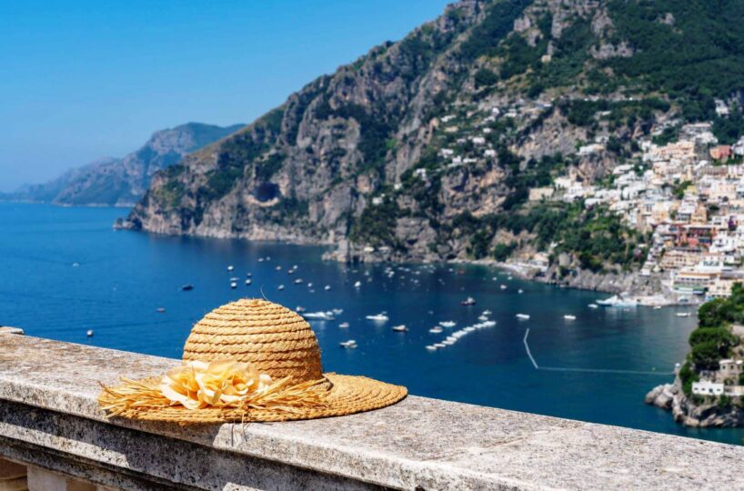 Positano villa with private swimming pool and 6 bedrooms for rent with positano view
