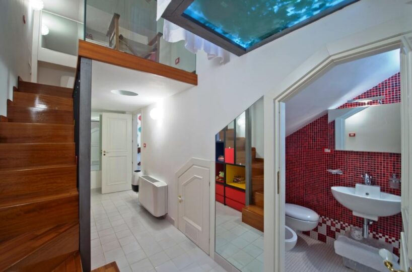 Praiano Villa rental with 7 bedroms 12 sleeps . inside of the villa