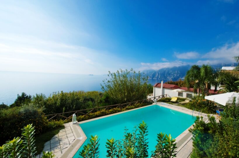Praiano Villa rental with 7 bedroms 12 sleeps . private swimming pool