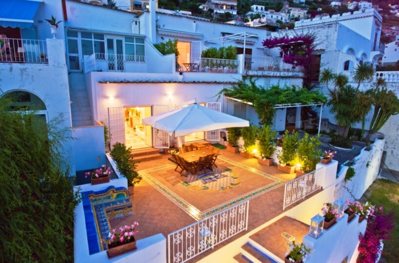 Praiano Villa rental with 7 bedroms 12 sleeps . terrace at night