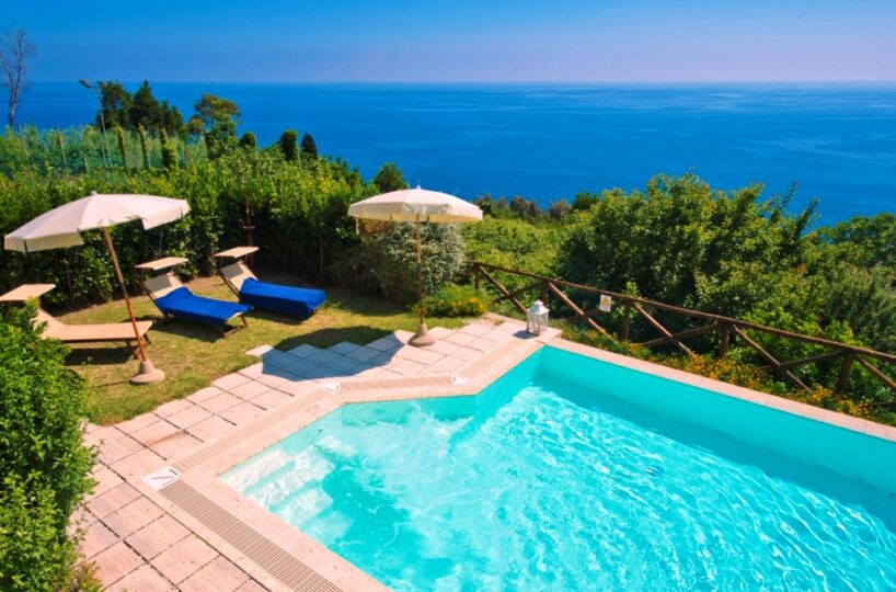 Praiano Villa rental with 7 bedroms 12 sleeps . view on the pool from the terrace