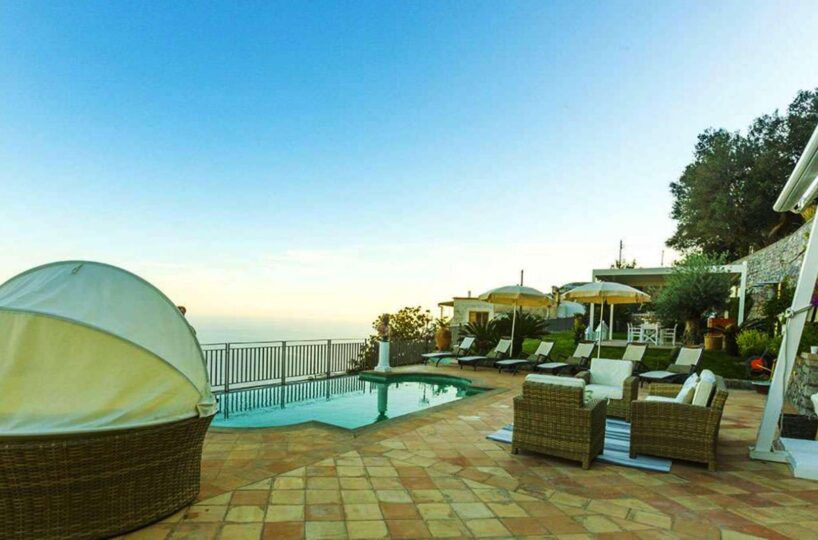 Praiano villa with pool 2 bedrooms swimming pool (8)