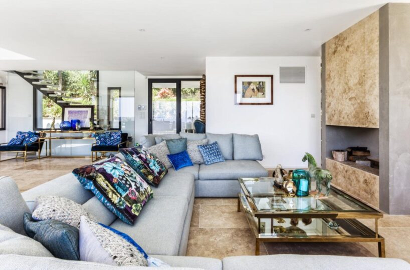 St. Tropez Luxury Villa (28)