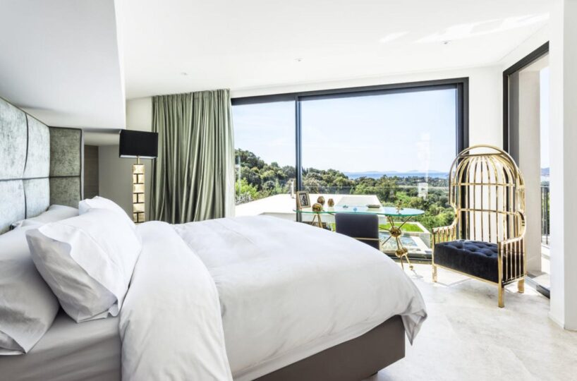 St. Tropez Luxury Villa (3)