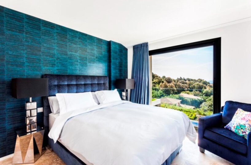 St. Tropez Luxury Villa (37)