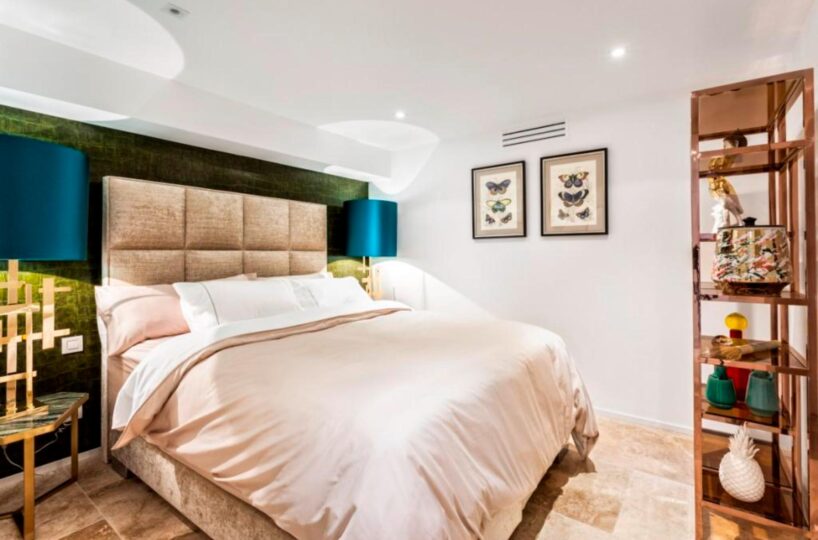 St. Tropez Luxury Villa (39)