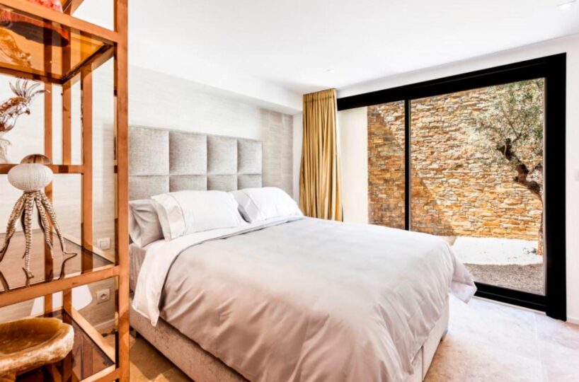 St. Tropez Luxury Villa (42)