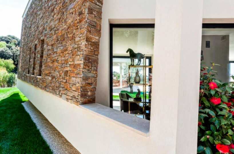 St. Tropez Luxury Villa (50)