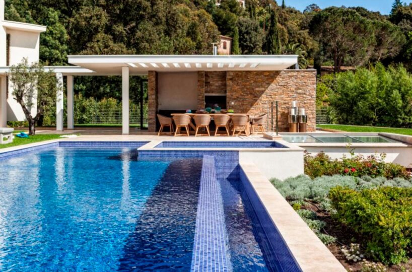 St. Tropez Luxury Villa (53)
