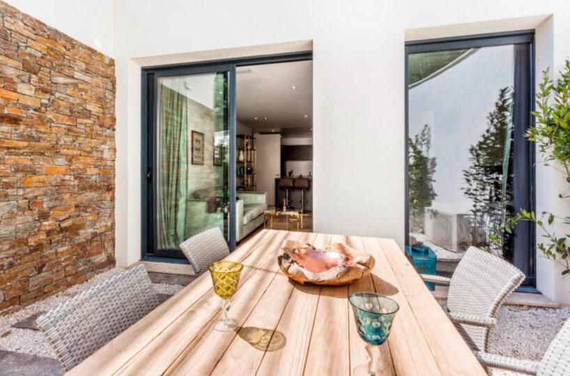 St. Tropez Luxury Villa (63)