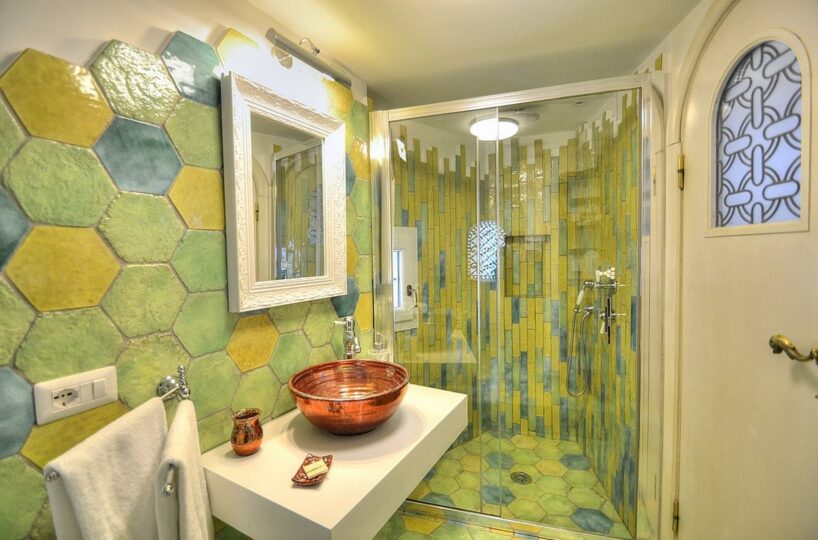 Suite Positano apartment for rent bath