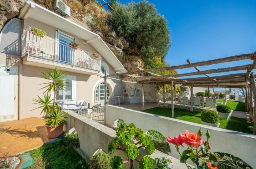 Villa maiori 4 bedrooms with pool . 13