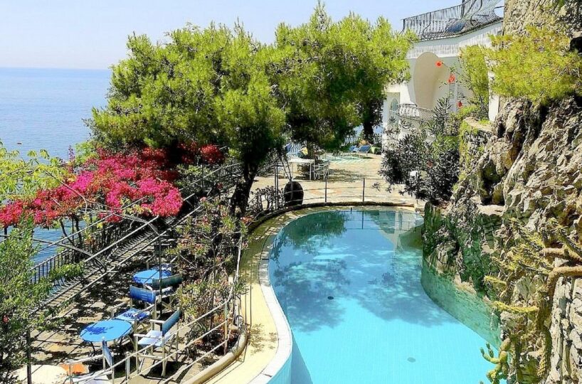 Villa with private beach and pool in Positano 1