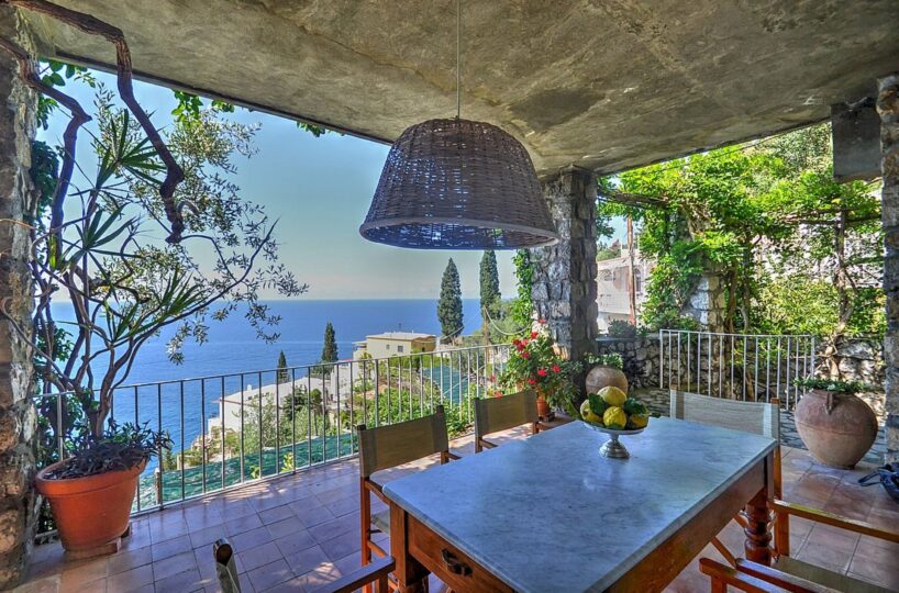 Villa with private beach and pool in Positano terace 1a
