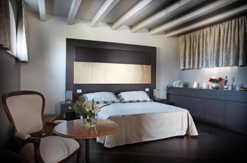 garda lake villa.10