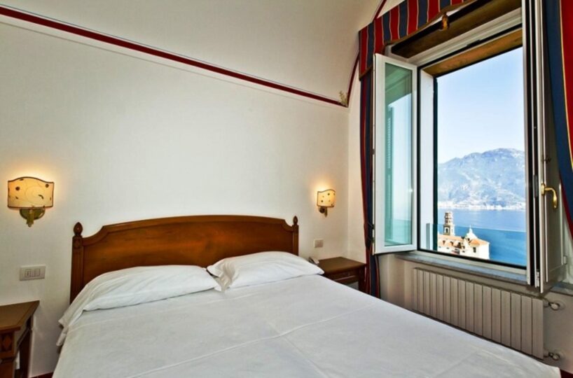 luxury atrani villa bedroom 1