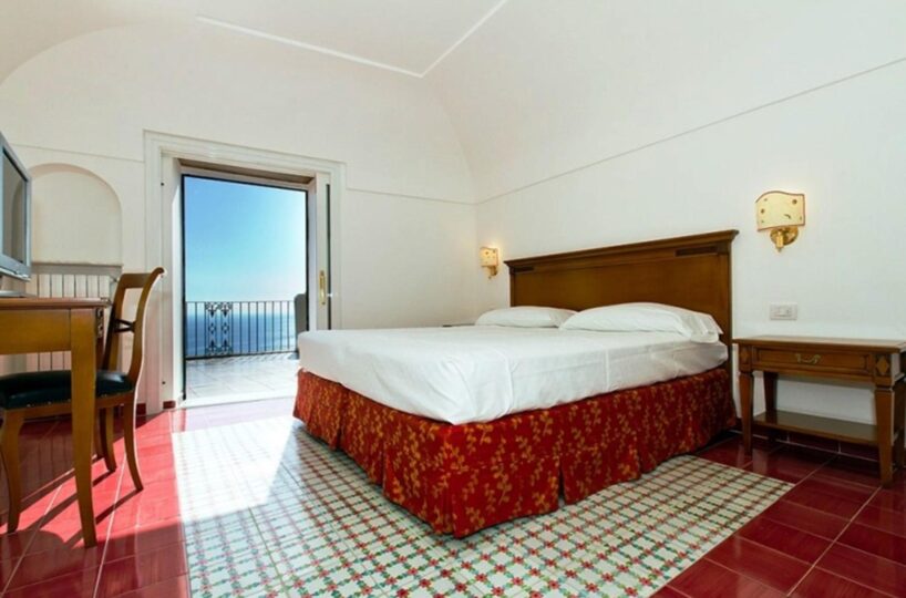 luxury atrani villa bedroom 3