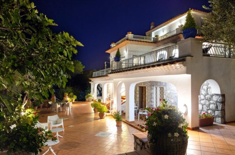 Amalf coast villa 6 bedrooms large pool Villa di sera