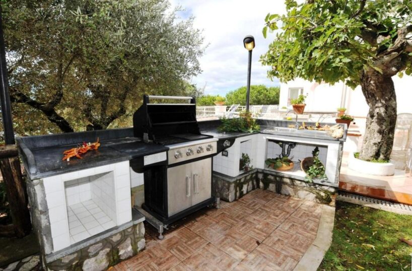 Amalf coast villa 6 bedrooms large pool barbeque