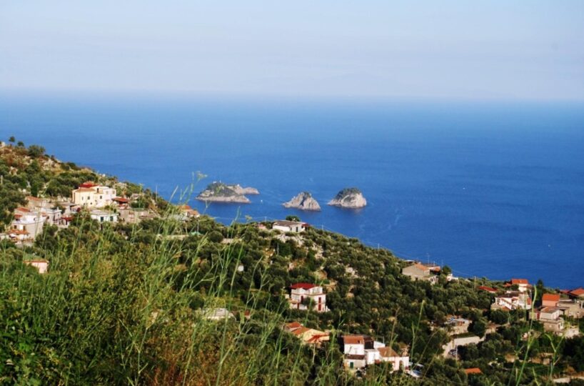 Amalf coast villa 6 bedrooms large pool view on sea