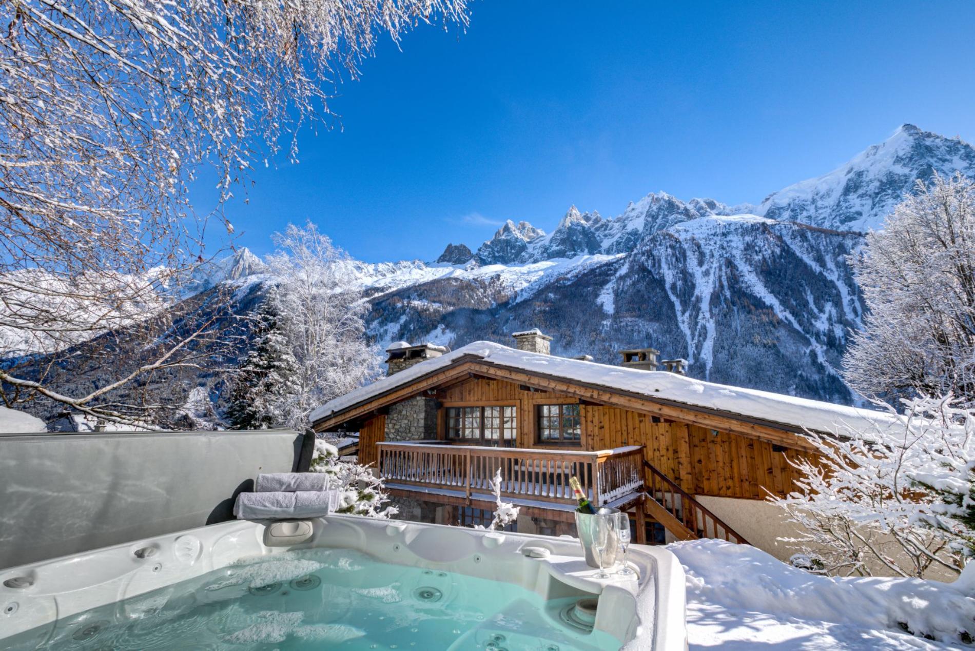 Chamonix ski Chalet in center 1