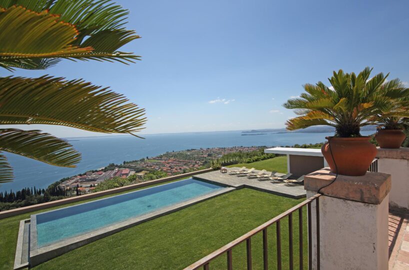 Luxury Villa Garda Lake (28)