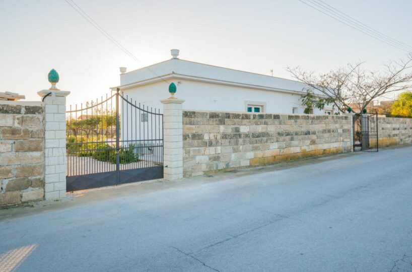 Luxury Villas with Pool Sicily (13)