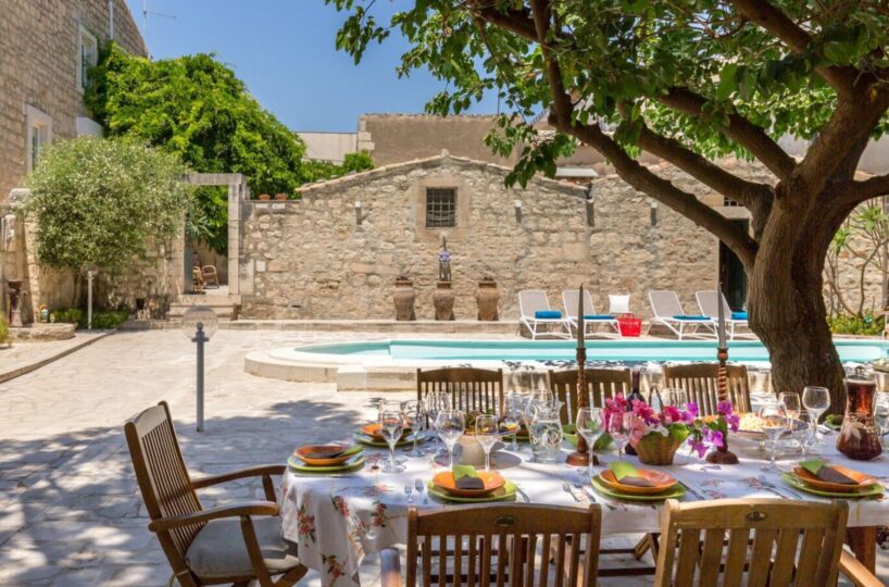 Luxury Villas with Pool Sicily (38)