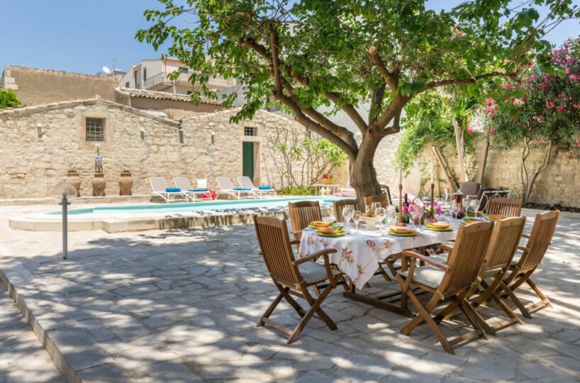 Luxury Villas with Pool Sicily (40)