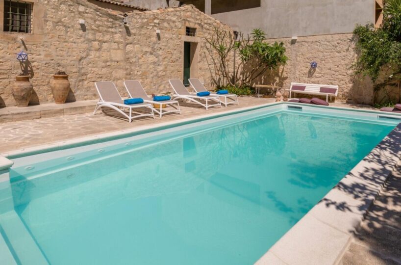 Luxury Villas with Pool Sicily (50)