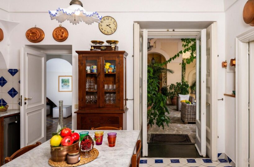 Positano villa with heated pool in center 4 bedrooms 8 sleeps (10)