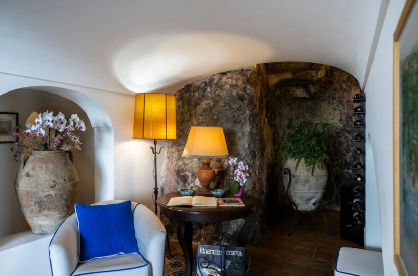 Positano villa with heated pool in center 4 bedrooms 8 sleeps (11)