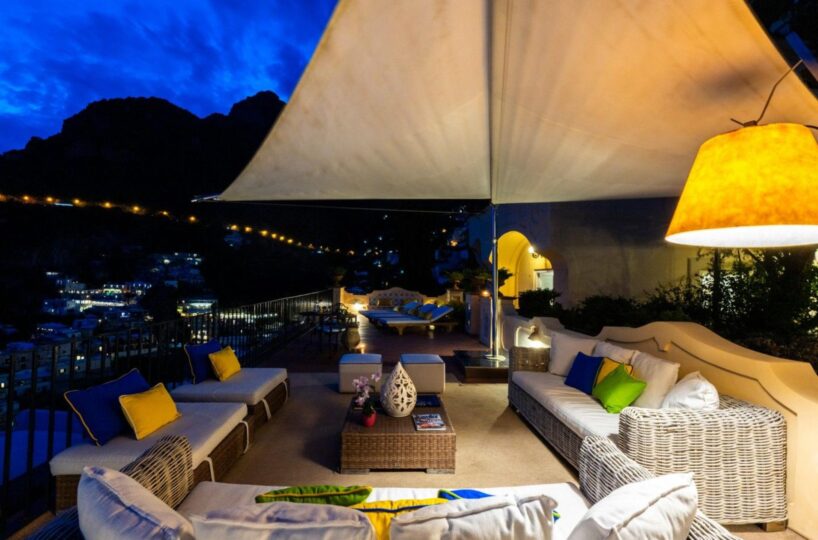 Positano villa with heated pool in center 4 bedrooms 8 sleeps (22)
