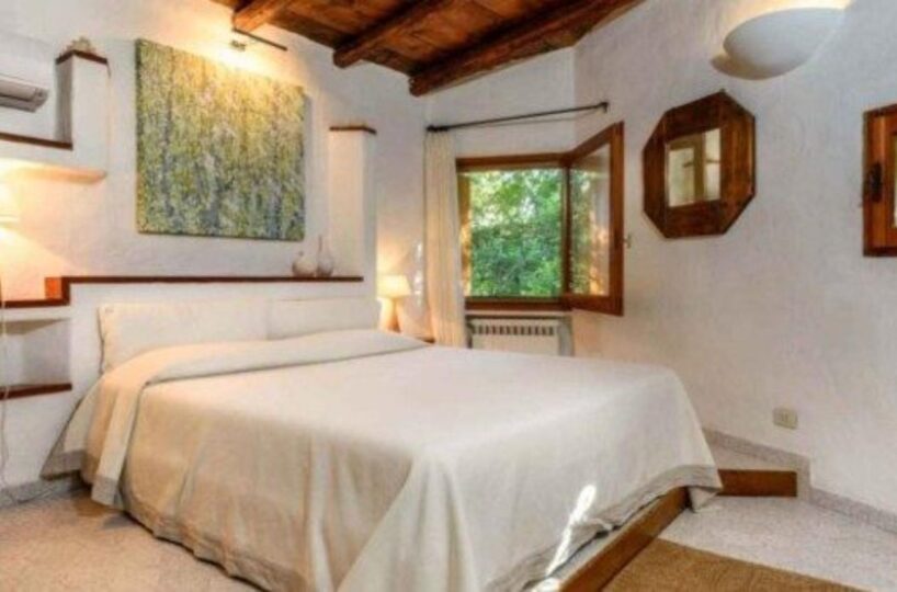 Sardinia Villa Porto Cervo with private beach andf Yacht dock (6)