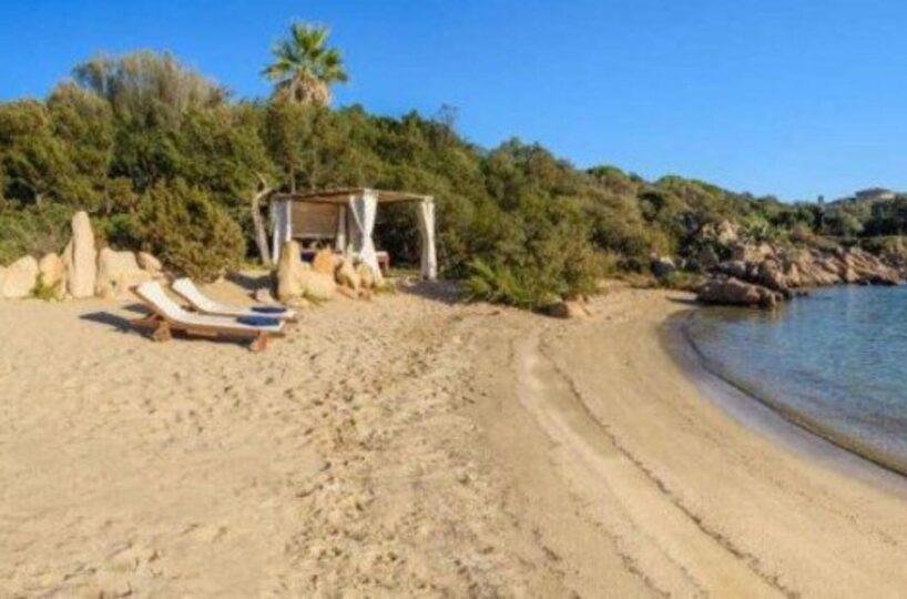 Sardinia Villa Porto Cervo with private beach andf Yacht dock (7)