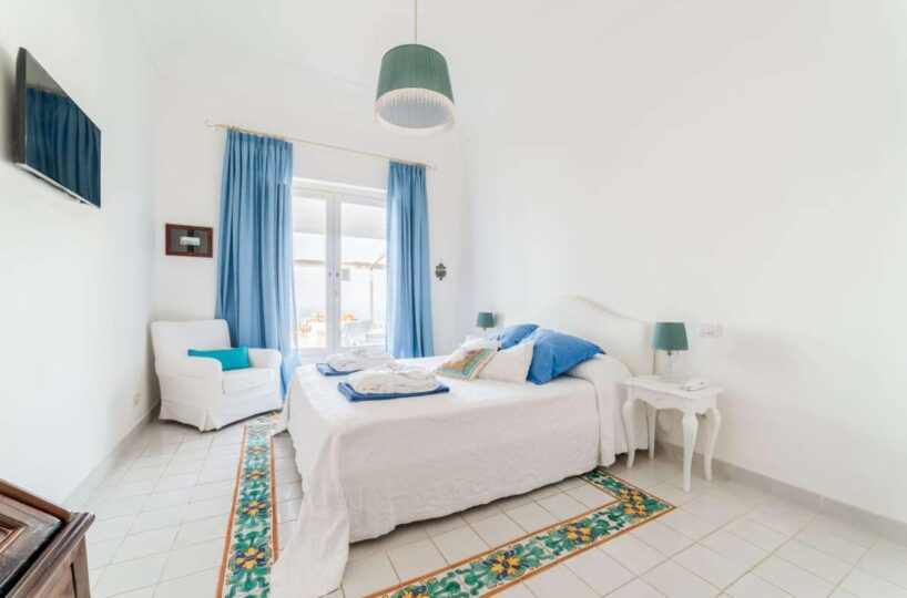 luxury villa praiano sleeps 6 (31)